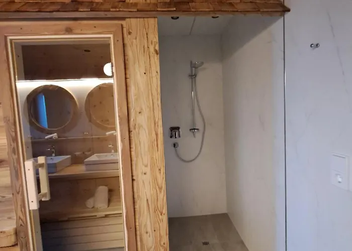 Glueckchalet