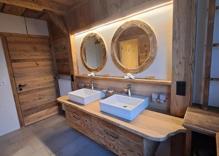 Апартаменты Glueckchalet Rettenschoss