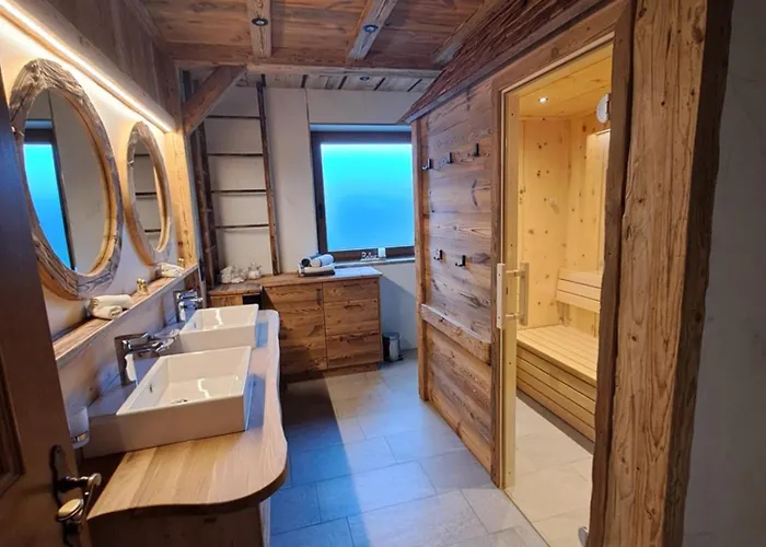 Glueckchalet شقة *